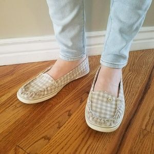 Tan & Whit Roxy Slip-Ons
